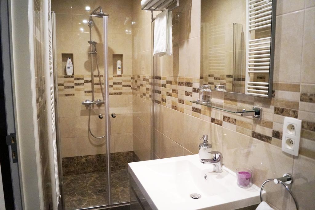 Eu Guesthouse Brussels Phòng bức ảnh